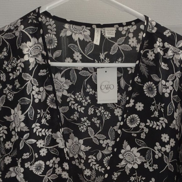 Cato Tops - NWT Cato black white blouse/jacket size 14/16w